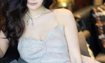 秀人网 – 运动不分性别，糯美子nini来展示她的运动美图合集。