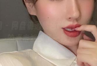 微密圈 – 网盘偶遇紫色哒豚豚，散图让我的点击减少了一秒犹豫！