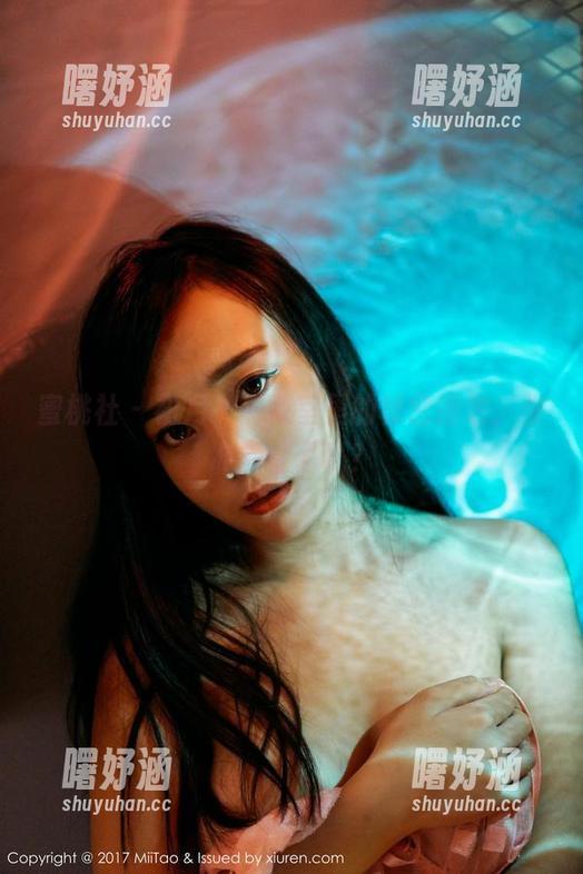 蜜桃社 - 初月——教室里的秘密图包，你准备好了吗？