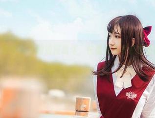 一系列FGOSABER的浪漫战斗，快看看许多鱼鱼鱼的写真实力！