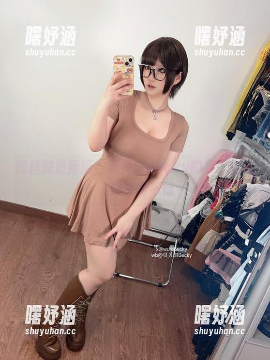 肉丝的最新版，贝贝琪Becky的更新竟让人好奇到不行