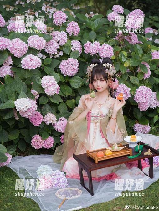 贰加六 贰加六甜心的cos界限好模糊,精选照片让我脑补了一整个甜蜜剧情!