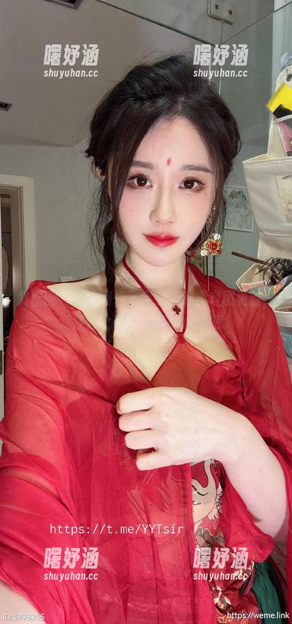 轩子巨二兔 微密圈 - 刚看到轩子巨二兔温柔套图更新,专注做个观众却意外心慌慌。