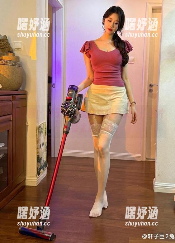 微密圈 - 轩子巨二兔的私房兔女郎，图片不要太撩人哦