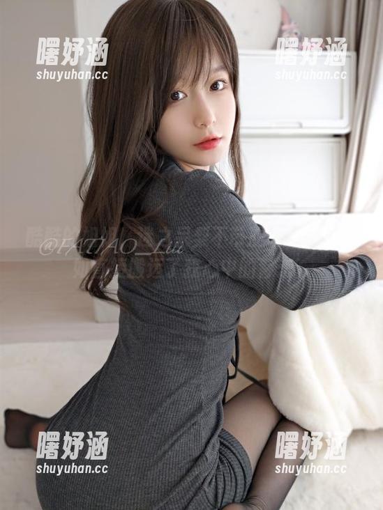 酷酷的姐姐，迷之呆梨不带滤镜的私拍宛如直接搬运了我心中的眷恋。