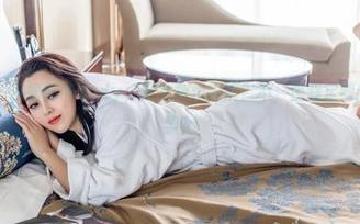 青豆客 – 徐妍馨Mandy，修女角色扮演？不，是我定制的写真哲学！