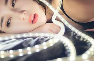 青豆客 – 在肉丝的映衬下，苏糯米Mi的写真精选不愧是另一个层次